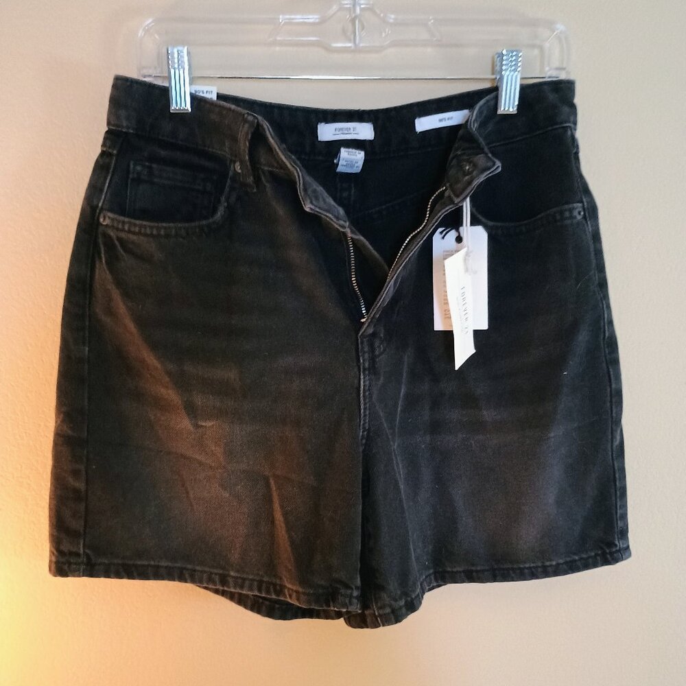 New with tags Forever 21 black denim shorts size 28, black shorts, jean shorts,